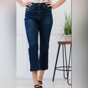 Judy Blue cropped straight